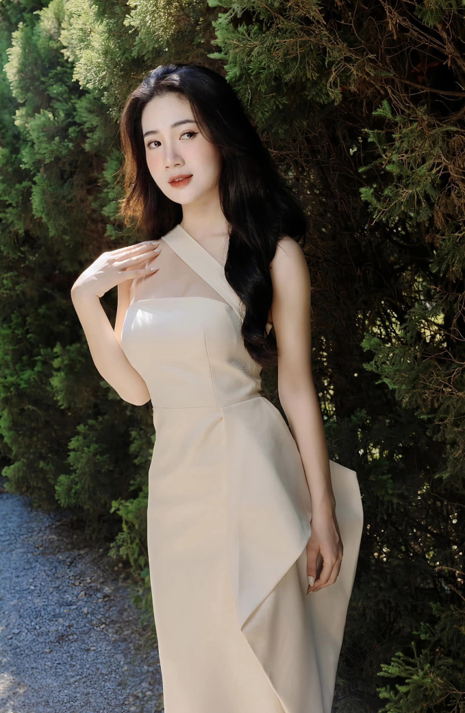 Nữ sinh 2K1 thủ vai con gái ông trùm trong phim Việt hot nhất hiện tại-7