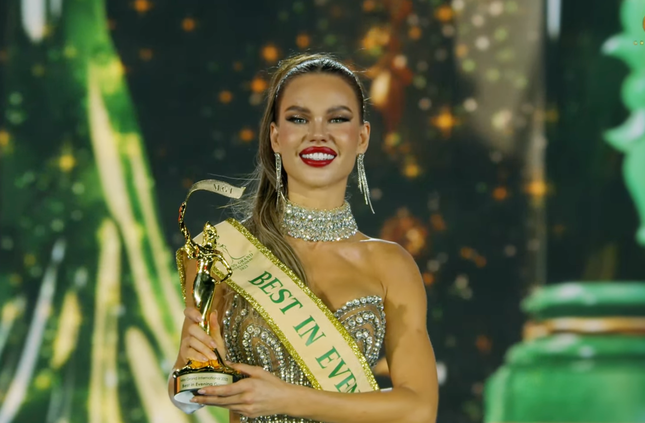 Người đẹp Peru đăng quang Hoa hậu Hòa bình, Lê Hoàng Phương là Á hậu 4-6