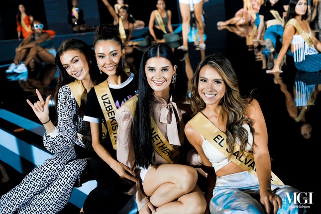 Người đẹp Peru đăng quang Hoa hậu Hòa bình, Lê Hoàng Phương là Á hậu 4-53