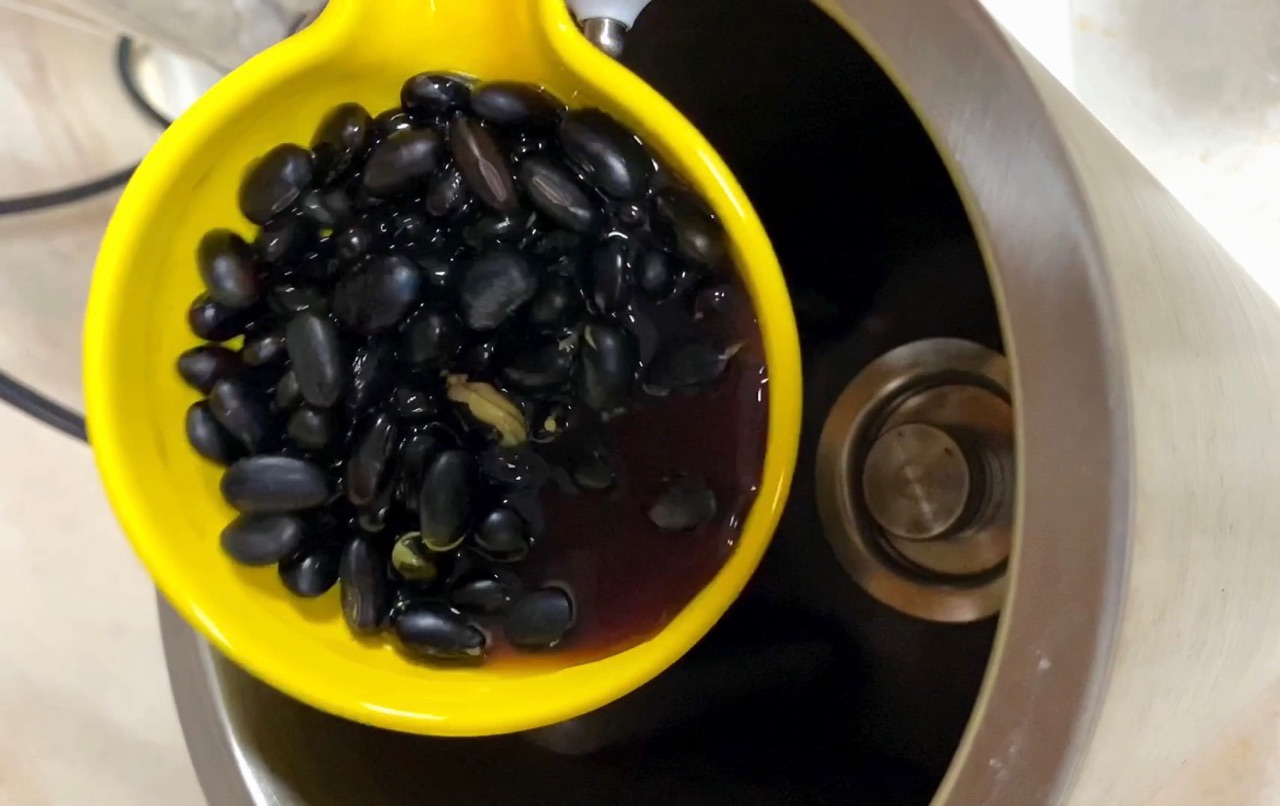 2 công thức nấu món ăn vừa giúp tóc đen bóng mượt lại giữ dáng và đẹp da-12