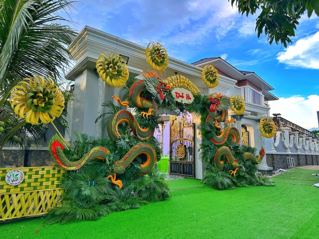 Biệt thự mới xây của cặp đôi đồng tính vừa gây xôn xao bởi đám hỏi hoành tráng-3