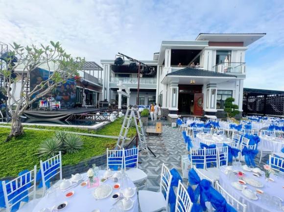 Biệt thự mới xây của cặp đôi đồng tính vừa gây xôn xao bởi đám hỏi hoành tráng-8