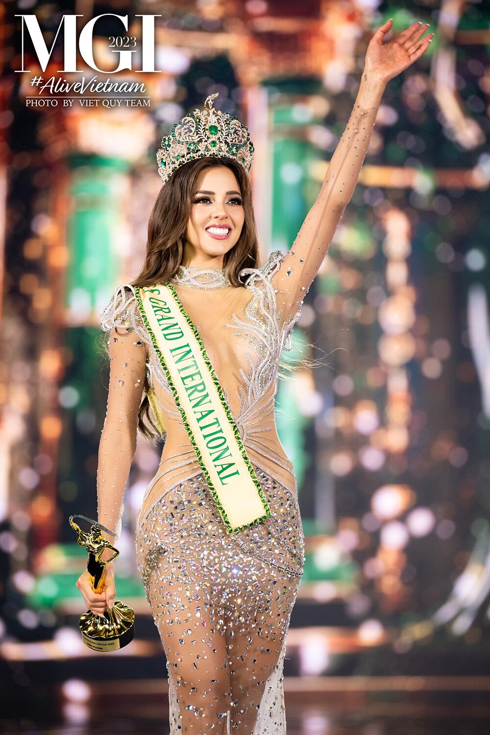 Nhan sắc lộng lẫy của mỹ nhân Peru vừa đăng quang Miss Grand International 2023-7