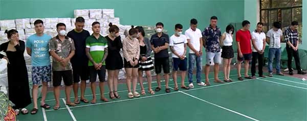 Bắt quả tang 17 nam nữ đang bay lắc trong biệt thự khủng ở Bắc Ninh-1