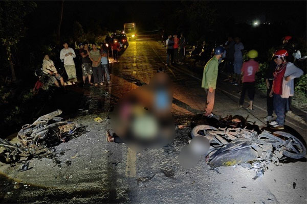 Không thấy mũ bảo hiểm ở hiện trường tai nạn khiến 4 thanh thiếu niên tử vong-1