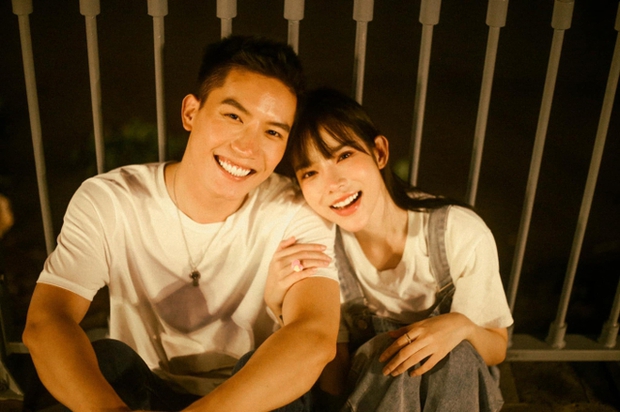 Giữa nghi vấn cưới LyLy vào cuối năm, Anh Tú công khai loạt hành động tình tứ rõ mồn một giữa nơi đông người-6