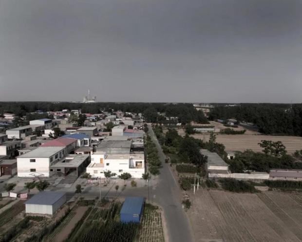 Con trai 40 tuổi xây căn nhà 200m2 để bố mẹ dưỡng già, có sân vườn trồng nhiều cây xanh ngập tràn ánh nắng-1