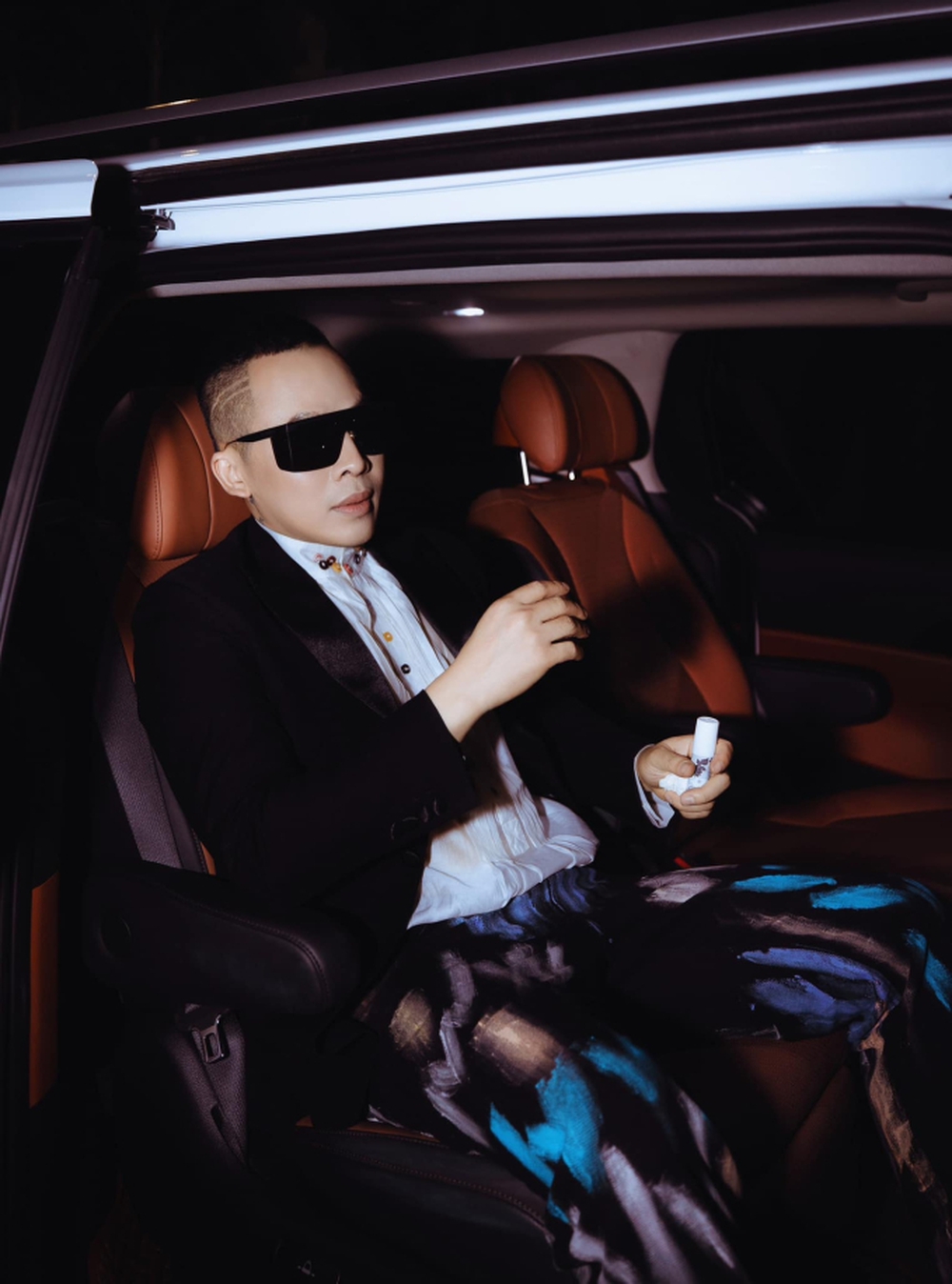 Vũ Khắc Tiệp bất ngờ dọn khỏi biệt thự 1800m2 sau 3 năm sinh sống, netizen đào lại ồn ào nhà thuê-2