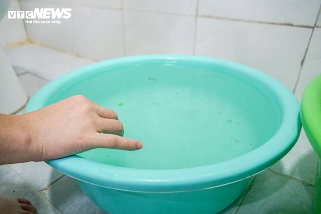 Mất nước sạch suốt 10 ngày, cư dân Khu đô thị Thanh Hà tính chuyện bán nhà-9
