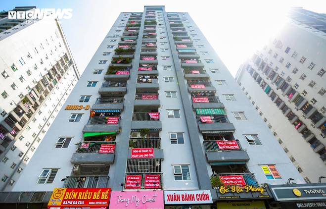 Mất nước sạch suốt 10 ngày, cư dân Khu đô thị Thanh Hà tính chuyện bán nhà-24