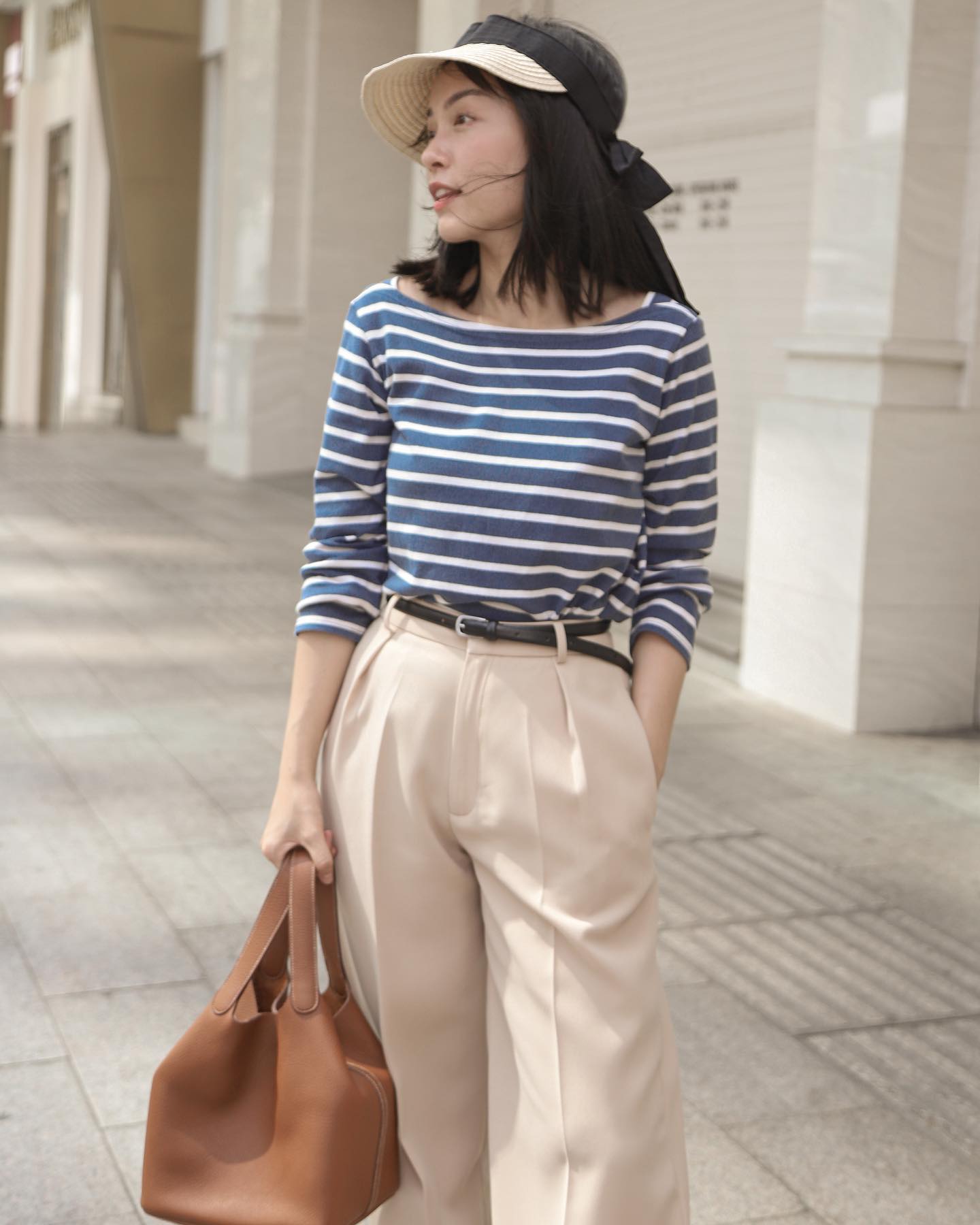 Mặc đồ màu trung tính đẹp như Hà Trúc với 10 công thức thanh lịch, hack tuổi-8