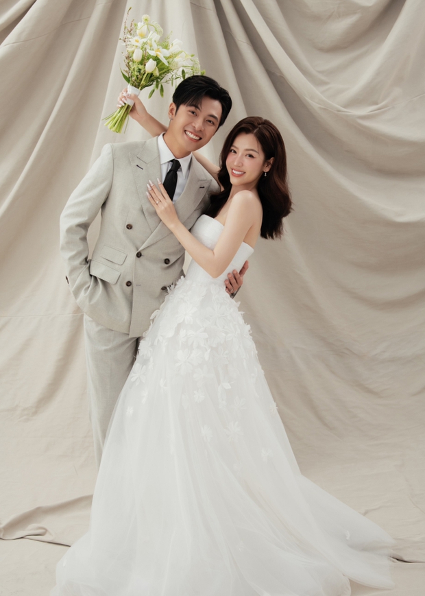 Puka và Gin Tuấn Kiệt tung ảnh cưới cực đáng yêu, hé lộ ngày cưới và 3 địa điểm tổ chức!-1