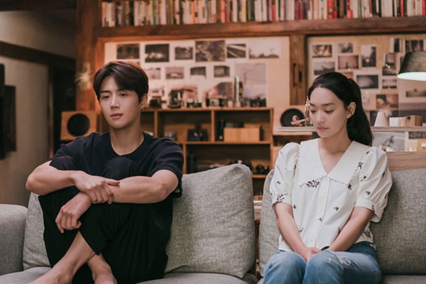 Bị chồng sắp cưới tuyệt tình sau 6 tháng sống thử, cô gái chia sẻ 3 bài học thấm thía-1