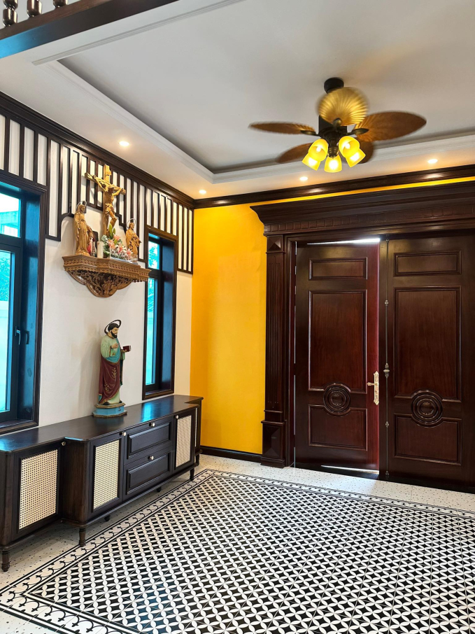 Cô gái 9X chi 3 tỷ đồng xây nhà tặng bố mẹ và anh trai, thành quả sau 7 năm phấn đấu khiến ai cũng nể phục-12