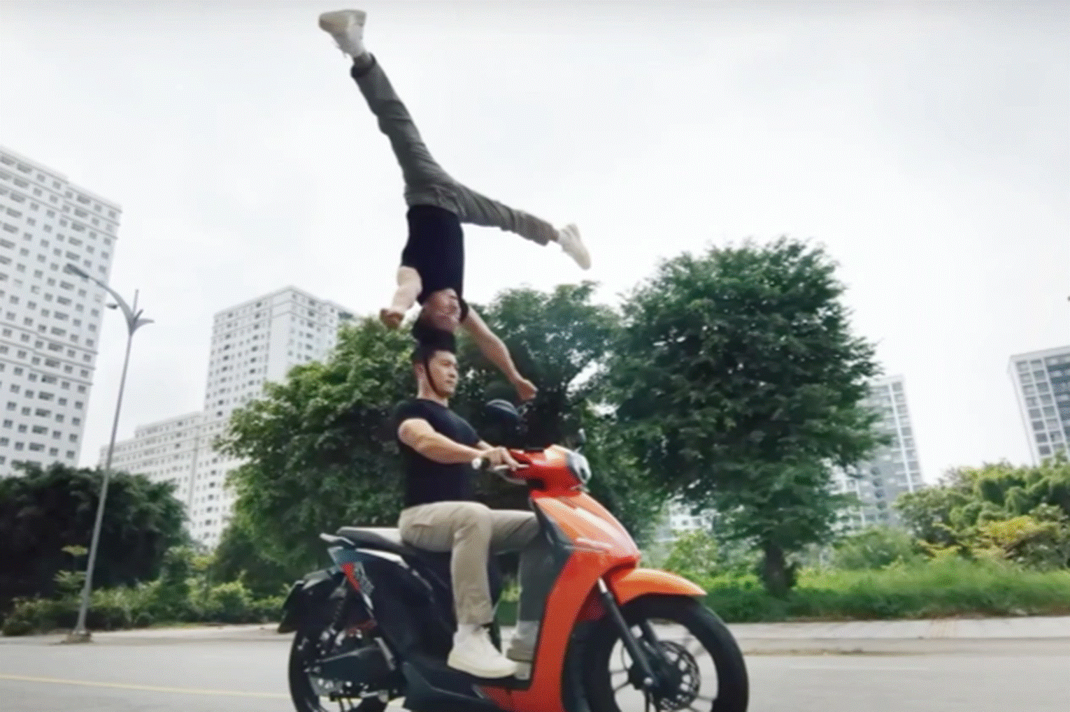 Quốc Cơ, Quốc Nghiệp xin lỗi sau ồn ào: Chúng tôi vô cùng áy náy-2