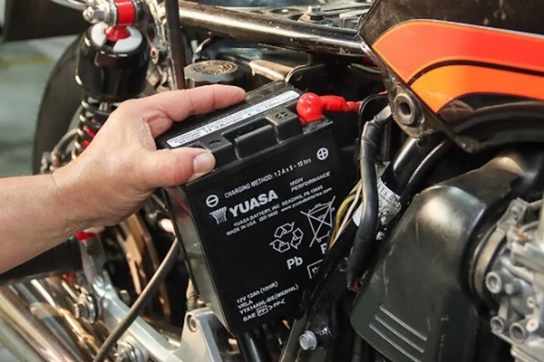 Nguyên nhân và cách xử lý ô tô bị hao xăng bất thường-2