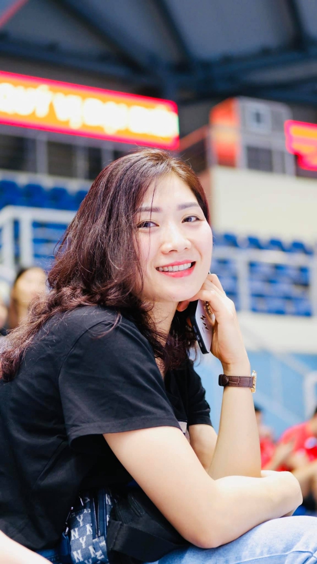 Hoa khôi bóng chuyền nhan sắc mặn mà tuổi 38 nhưng vẫn còn lẻ bóng, có sở thích chơi mô tô-7