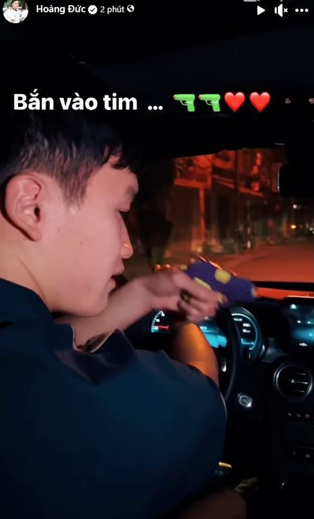 Chuyện tình của cầu thủ Việt đang gây xôn xao vì quá giàu: Quen bạn gái qua mạng, vướng nghi vấn rạn nứt rồi lộ hint quay lại-9