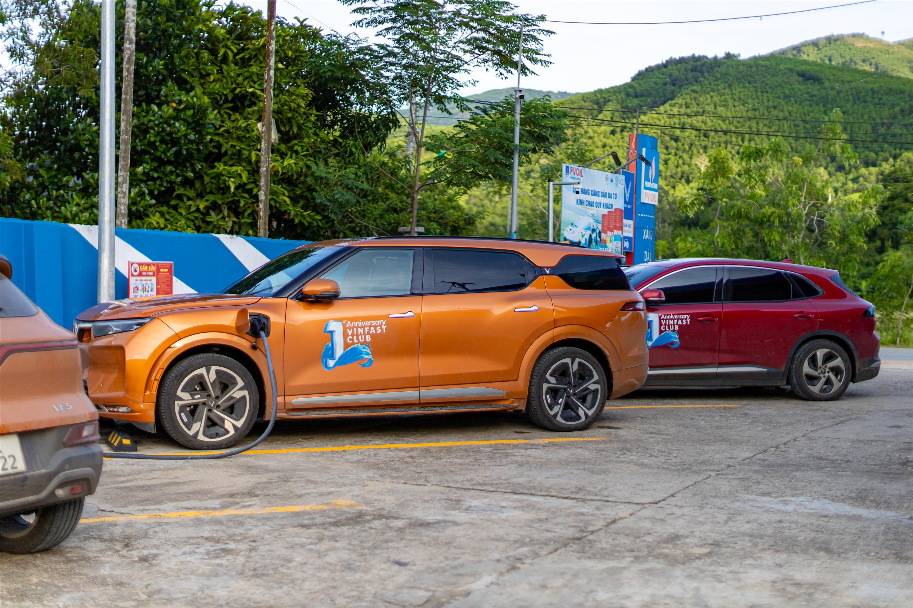 Hành trình chinh phục 4.000km xuyên Việt của nhóm chủ xe điện VinFast-8