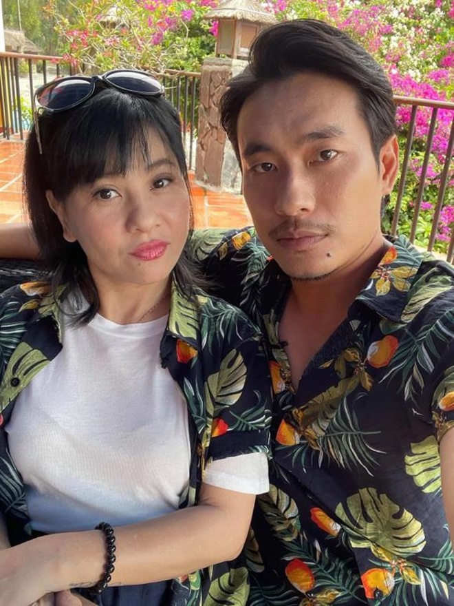 Nam diễn viên Việt nổi tiếng từng yêu say đắm người phụ nữ một lần đò, có con riêng, hơn 18 tuổi-3