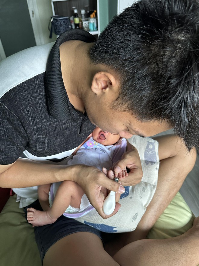 Câu chuyện cảm lạnh hút triệu views: Con dâu chuyển dạ vào viện chăm mẹ chồng và mẹ ruột-13