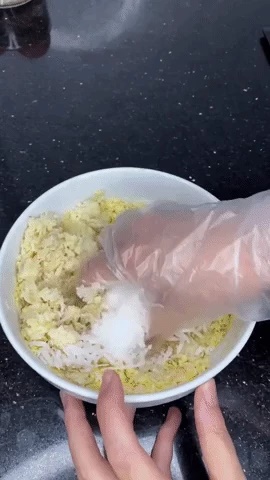 Cuối tuần thử dành 20 phút làm món bánh thơm 7 gian nhà, 3 gian bếp-3