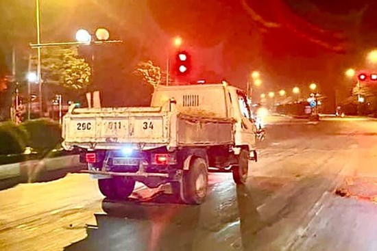 Danh tính tài xế xe tải đâm vào xe máy khiến một phụ nữ tử vong