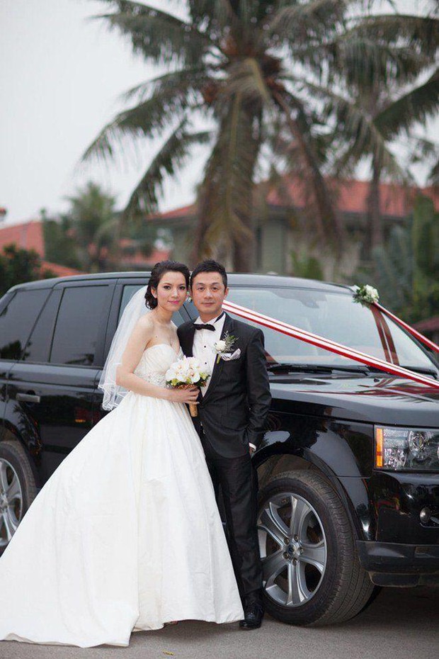 Chuyện tình nam MC làm host Chị Đẹp Đạp Gió: Từng đổ vỡ hôn nhân, đi bước nữa với vợ kém 14 tuổi-2