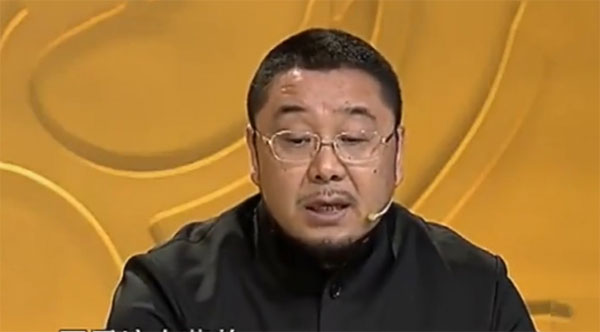 Bố cãi mẹ bán nhà đổi lấy một bức họa, con trai quyết mang tranh đi thẩm định-4