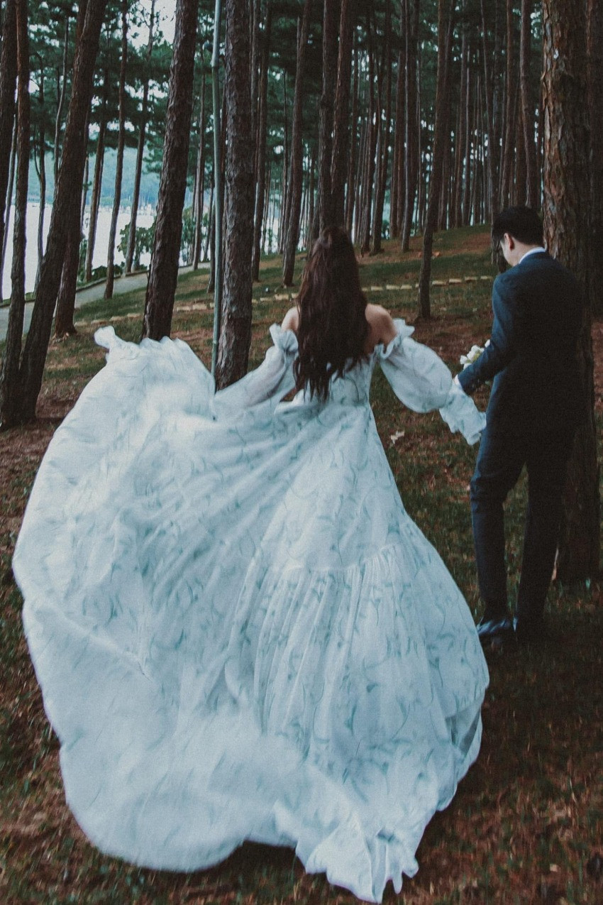 Thanh Hằng đẹp như công chúa, hạnh phúc bên chồng nhạc trưởng-4