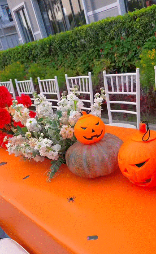 Nữ đại gia quận 7 Đoàn Di Băng trang trí biệt thự hoành tráng đón Halloween, ai nhìn cũng xuýt xoa quá đầu tư-3