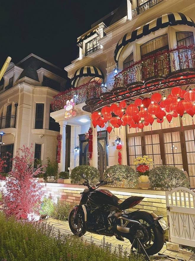 Nữ đại gia quận 7 Đoàn Di Băng trang trí biệt thự hoành tráng đón Halloween, ai nhìn cũng xuýt xoa quá đầu tư-17