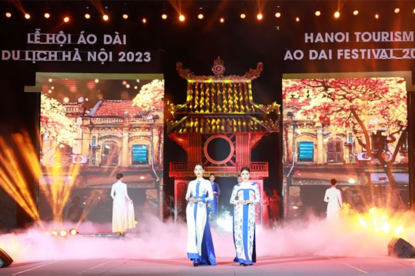 Chiêm ngưỡng lễ hội thả đèn huyền ảo, ngoạn mục nhất thế giới tại Thái Lan-1