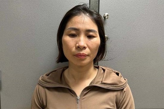 Lời khai nữ tài xế xe tải đi vào đường cấm, tông tử vong mẹ bầu ở Hà Nội