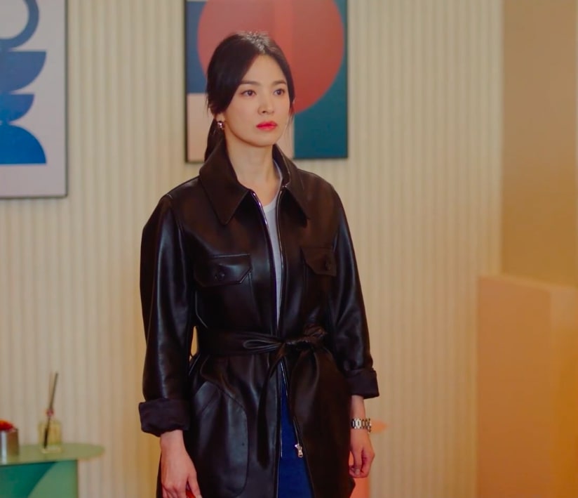 Song Hye Kyo mặc áo khoác đen: Đẹp và sang trong mọi hoàn cảnh-10