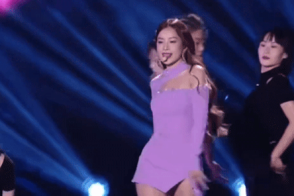 Đặng Thu Thảo khoe nhan sắc nhẹ nhàng, chuẩn phong thái nàng dâu hào môn-4