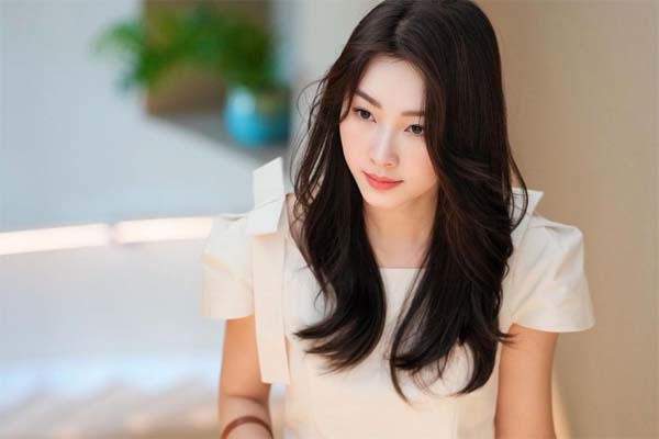 Mẹ 2 con Đặng Thu Thảo khoe eo thon con kiến, bí quyết nhờ 2 thói quen ăn uống thông minh-5