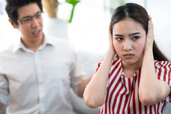 Tôi tủi hổ vì suốt ngày bị nhà chồng chê ít học-2