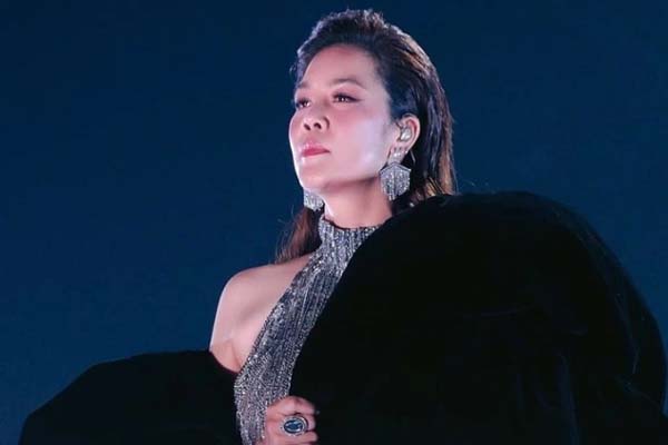 Ồn ào hát nhép đạp đổ công sức của Chi Pu tại Trung Quốc-5