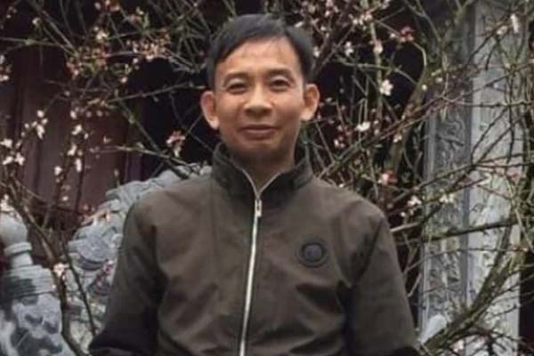 Ngã ra đường sau va chạm với xe máy, đôi vợ chồng bị xe container cán tử vong-2