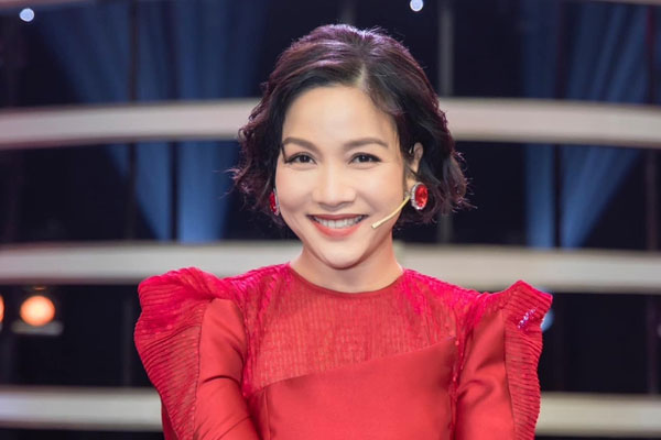 Lệ Quyên flex với Diva Mỹ Linh mỗi nơi có 1 căn nhà: Cận cảnh biệt thự 600m2 nguy nga, có cả nhà ở Mỹ-28