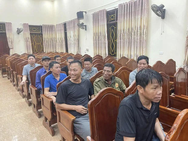 Giây phút nghẹt thở giải cứu 9 công nhân dự án cao tốc Bắc - Nam-1