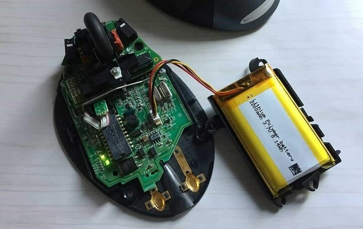 Nên chọn chuột không dây với pin rời hay pin tích hợp?-2