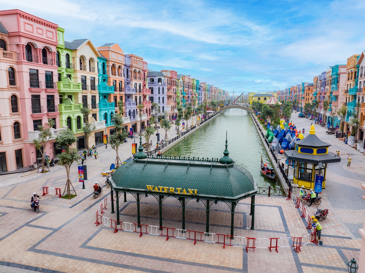 Phân khu The Venice long lanh trước ngày khai trương Mega Grand World Hà Nội-6