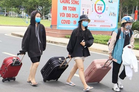 Coi chừng sập bẫy thành “sugar baby”