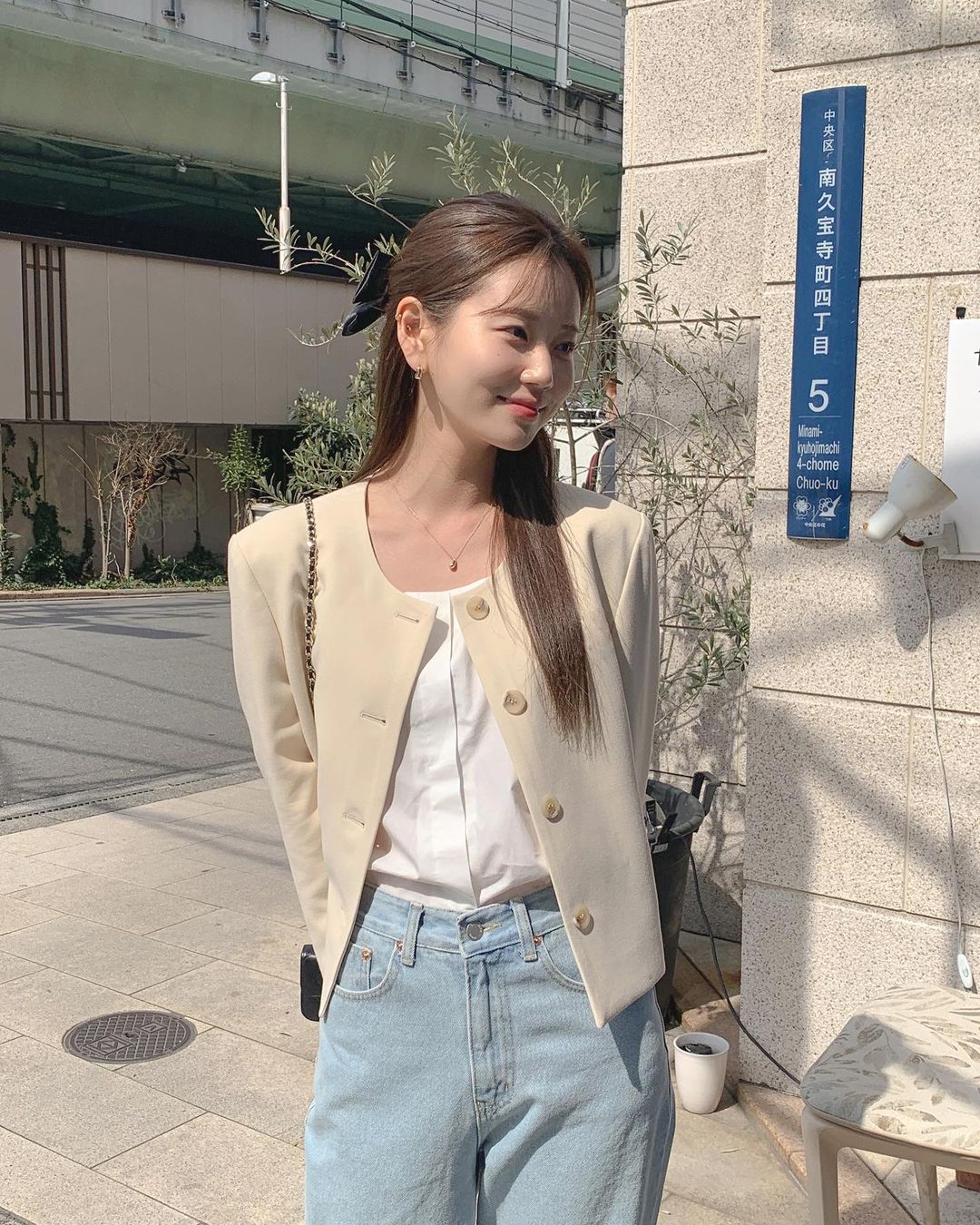 9 cách diện áo khoác dáng ngắn tôn dáng và thanh lịch trong mùa lạnh-1