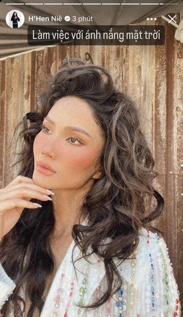 HHen Niê có động thái mới, giữ một thái độ sau loạt phát ngôn kém duyên ở Đạp gió và Hoa hậu Hoàn vũ-1