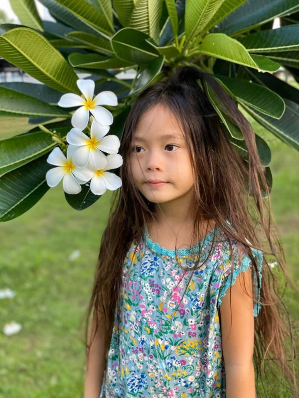 Con gái 9 tuổi của Đoan Trang: Nói thành thạo 3 thứ tiếng, chiều cao ấn tượng hơn mẹ nhờ 1 bí quyết liên quan đến giấc ngủ-1