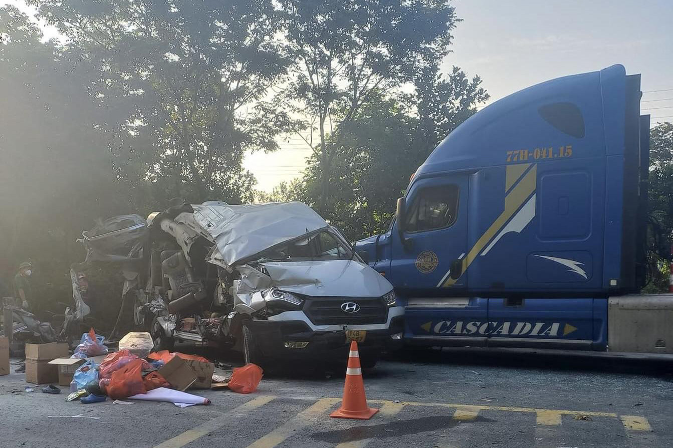 Lời khai của tài xế xe khách vụ tai nạn liên hoàn ở Lạng Sơn làm 5 người chết-2