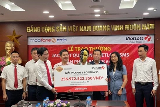 Lộ diện người vừa trúng Jackpot hơn 173 tỷ đồng